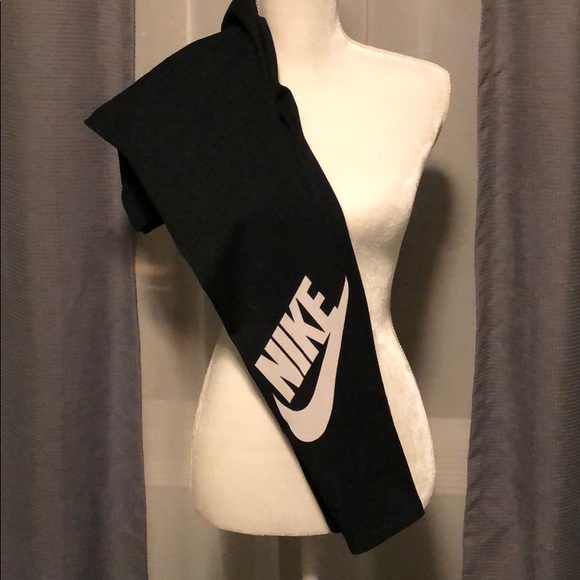 Nike Pants - NWOT L Nike Leggings